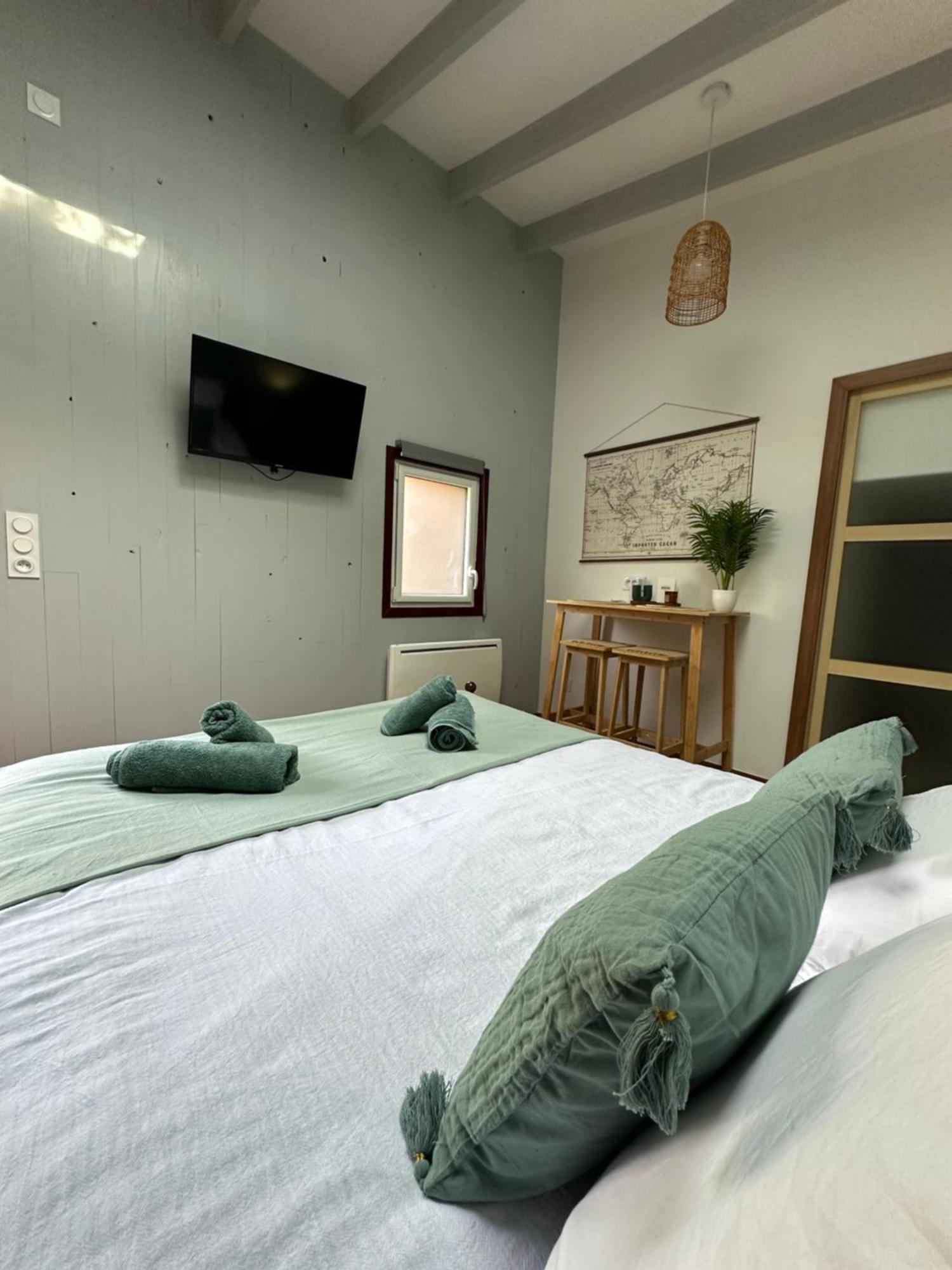 Chambre Independante Au Calme Lamonzie-Montastruc Ngoại thất bức ảnh